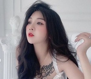 Phương Min body nóng bỏng bú cu bạn trai chuyên nghiệp